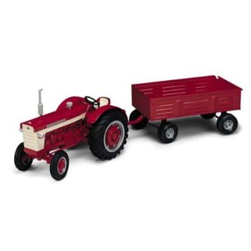 IH - Set - 660 Standard, barge wagon - 1/16
