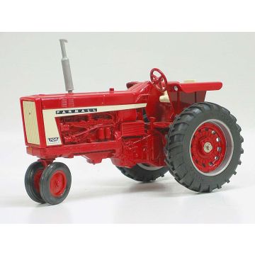 IH - 706 - NF flat fenders - 1/16
