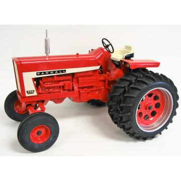 IH - 706 - WF Duals 2006 Red Power Round Up - 1/8