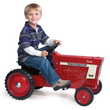 IH - 766 - Pedal, WF -