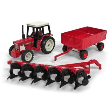 IH - Set - 784 MFD, 6 bottom plow & barge wagon - 1/32