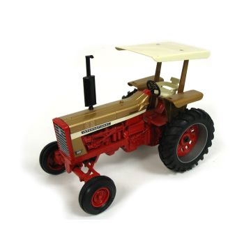IH - 826 - WF Diesel ROPS canopy Gold Demonstrator #2 IH Gold Demo Series - 1/16