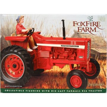 IH - 826 - WF Foxfire Farm Series Miss Charlotte - 1/16
