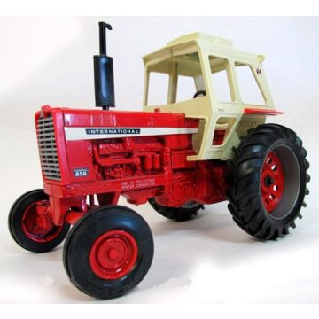 IH - 856 - WF Cab 1997 IH Collector Winter Convention - 1/16