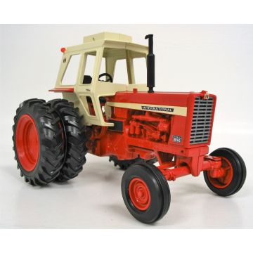 IH - 856 - WF Duals Diamond Cab - 1/16