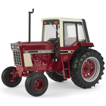 IH - 886 - 41st 2018 National Farm Toy Show, Ltd to 3,500 units - 1/16