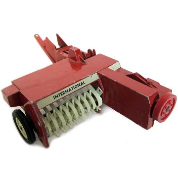 IH -  - Baler, closed bale chamber red box - 1/16