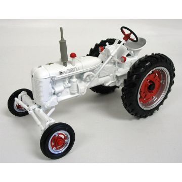 IH - C - WF White demonstrator - 1/16