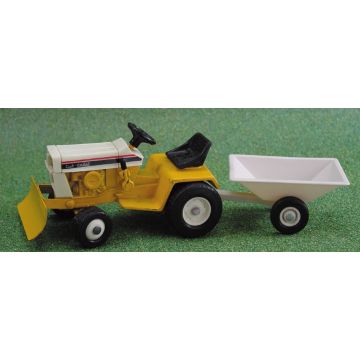 IH - 129 - Cub Cadet, blade & cart, blue box - 1/16
