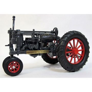 IH - F-12 - NF Rubber tires gray 2000 JLE Fall Open House - 1/16