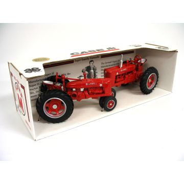 IH - Set - Super H & Super M, 1999 Farm Progress Show - 1/16