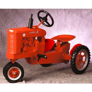 IH - H - Pedal, Super H, NF 2005 Farm Progress Show, muffler, fenders -