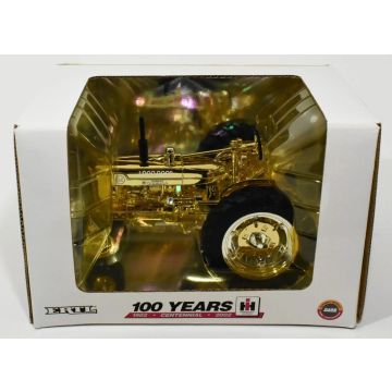 IH - M - NF 1,000,000th Farmall 100th Anniv of IHC, gold chaser - 1/16