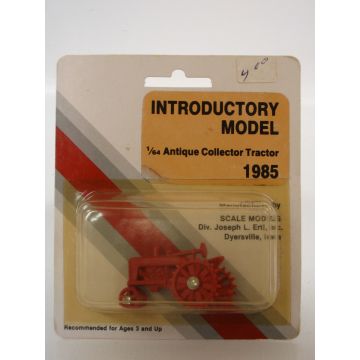 IH - M - Steel wheels NF 1985 Introduction Model - 1/64