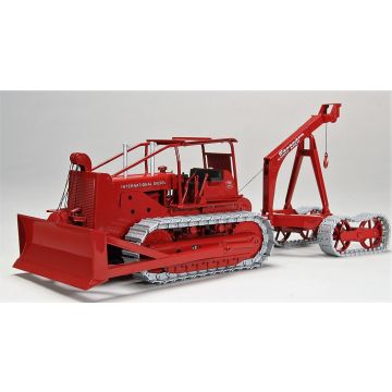 IH - TD-24 - Crawler, blade & Karry Arch, forestry crawler red - 1/25