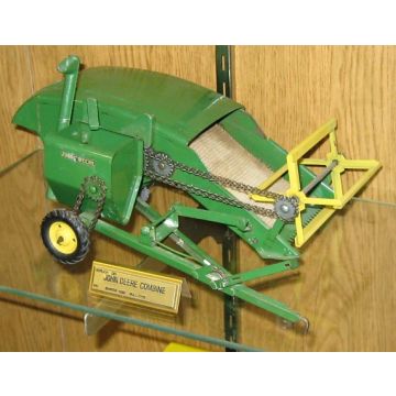 JD - 12A - Combine, 12A, pull type, canvas no box number - 1/16