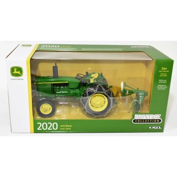 JD - Set - 2020 Tractor with tire chains and blade - 1/16