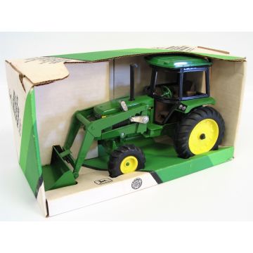 JD - 2755 - MFD Cab with loader - 1/16