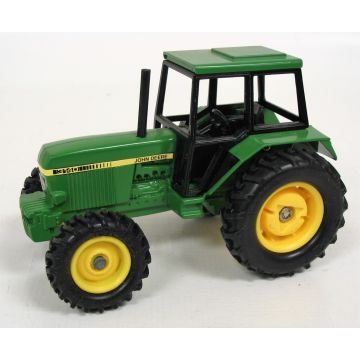 JD - 3140 - MFD square cab wheel variations - 1/32