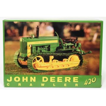JD - 420 - Crawler, metal track green, green 1998 Plow City Show 18th - 1/16