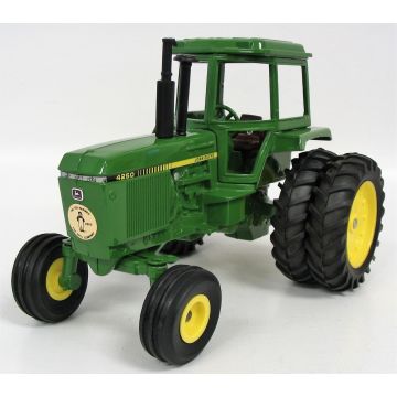 JD - 4250 - 2WD Duals Cab 1982 National Farm Toy Show ltd 1550 models - 1/16