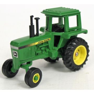 JD - 4450 - 2WD green, cab, no weights, no model numbers - 1/64