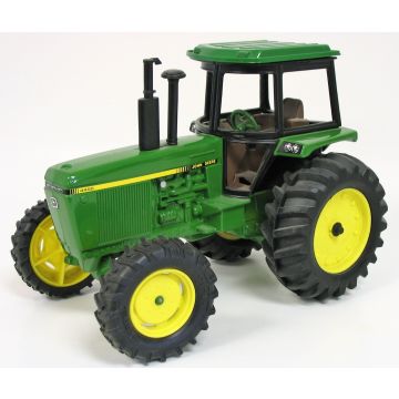 JD - 4455 - MFD Cab - 1/16