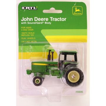 JD - 4455 - 2WD duals no model numbers - 1/64