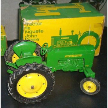 JD - 445 - Similar to Ertl 430 made in Argentina - 1/16