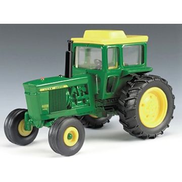 JD - 4520 - 2WD duals Hiniker cab - 1/64