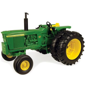 JD - 4620 - 2WD Duals fenders open station - 1/16