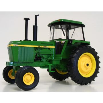 JD - 4630 - 2WD Cab 2006 Plow City Show - 1/16
