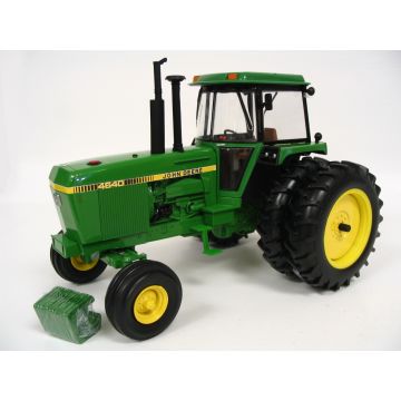 JD - 4640 - 2WD Duals Cab oscillating front axle 3 PT Collector Edition - 1/16