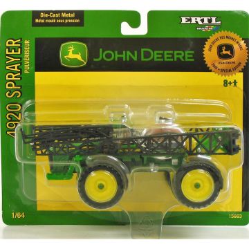 JD - 4920 - Sprayer Des Moines Works - 1/64
