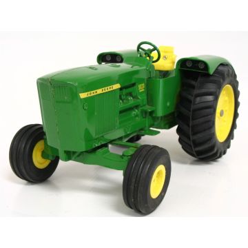 JD - 5020 - No front axle brace, 1 piece air cleaner, closed box - 1/16