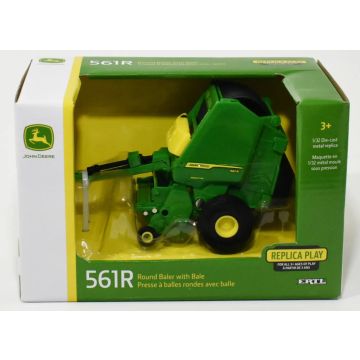 JD - 561R - Round Baler with Bale - 1/32