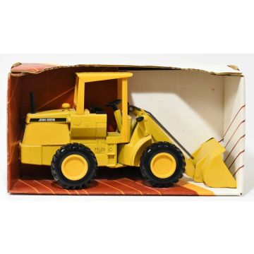 JD - 644G - Wheel loader, ROPS revised graphics - 1/25