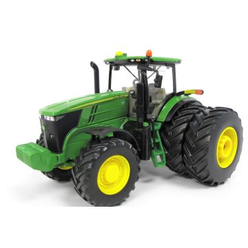 JD - 7230R - MFD Duals Cab 2011 Farm Progress Show - 1/32