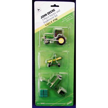 JD - Set - 7800 2WD square baler and hay rake - 1/64
