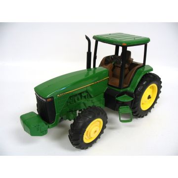 JD - 8300 - MFD Single wheels Cab - 1/16