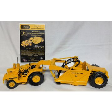 JD - 840 - Scraper, elevating, with 840 tractor - 1/24