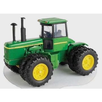JD - 8430 - 4WD, duals - 1/32