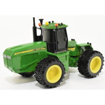 JD - 8960 - 4WD duals, 2014 KFYR Show - 1/64