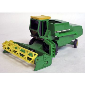 JD - 985 - Combine, 985, European, in plastic bubble, grain head - 1/50