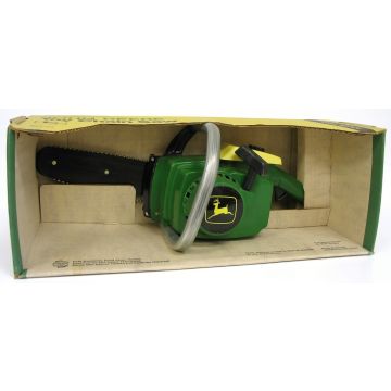 JD - Misc - Chain saw, green, based on Homelite - 2/3