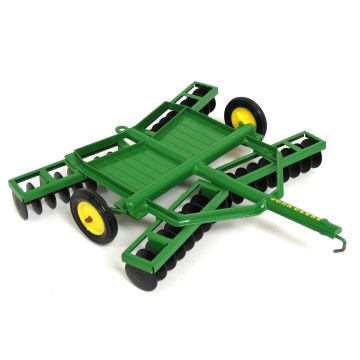 JD -  - Disc, RWA, plastic rims C hitch closed box - 1/16