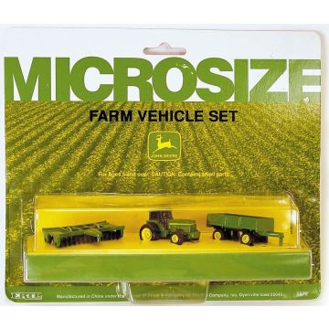 JD - Set - Micro Size Farm Set, tractor, wagon, disc, two card variations - 1/128