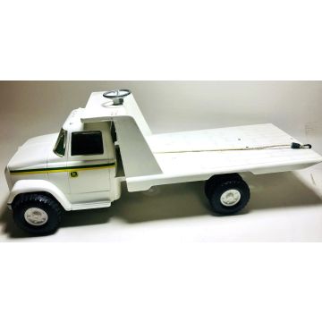 JD - Misc - Truck, GMC tilt bed, white, diecast grille - 1/16
