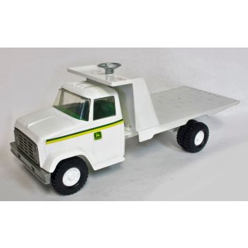 JD - Misc - Truck, GMC tilt bed, white, plastic grille - 1/16