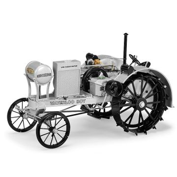 JD - Waterloo Boy - 100 Years of JD Tractors silver Precision Series Limited 2,018 models - 1/16